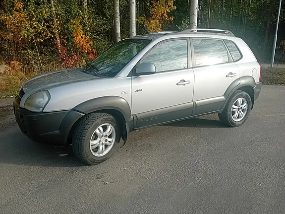 Hyundai Tucson 2005 photo 2