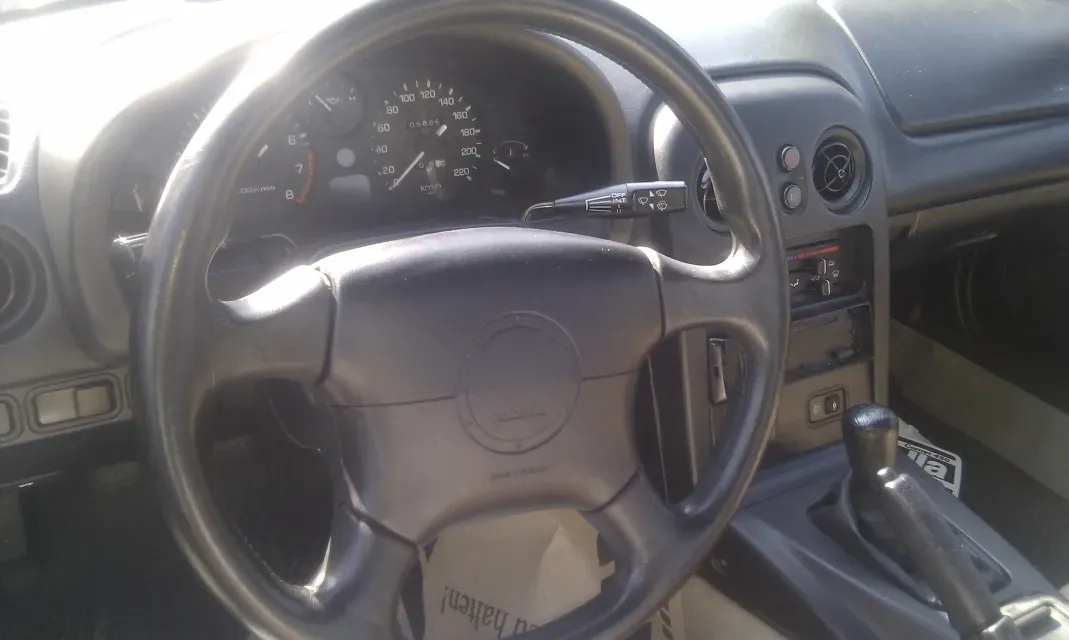 Mazda Mx-5 1996 photo 3