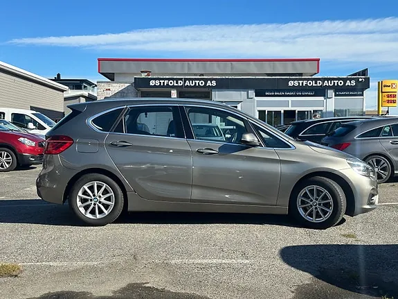 BMW 218D 2015 photo 4