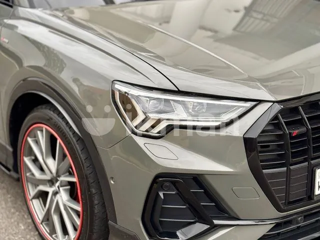 Audi Q3 2019 photo 4