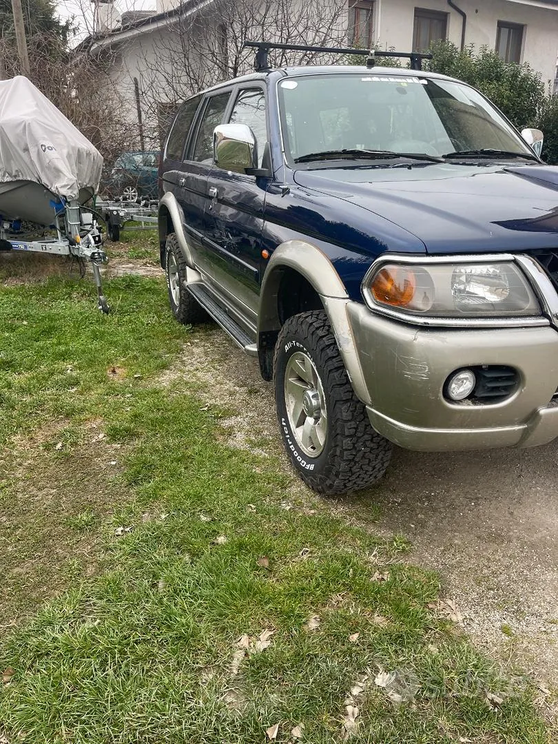 Mitsubishi Pajero Sport 2000 photo 3