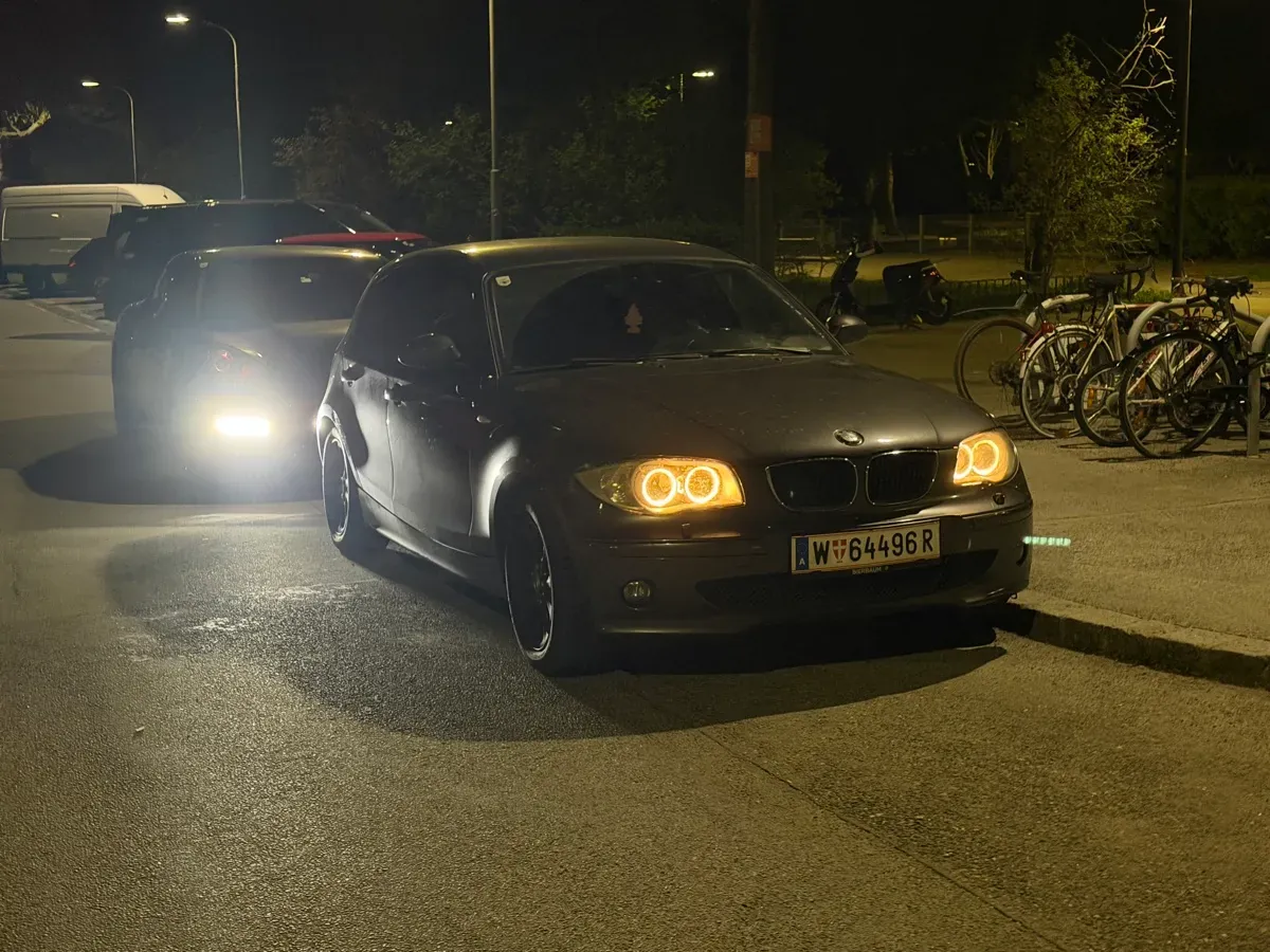 BMW 1 Series 2005 photo 2