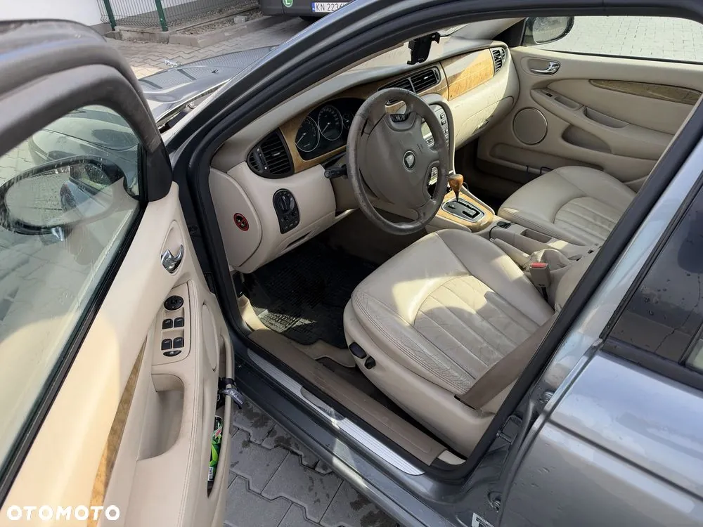 Jaguar X-Type 2003 photo 4