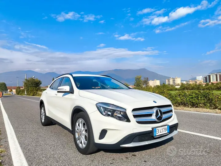 Mercedes-Benz Gla 2014 photo 3