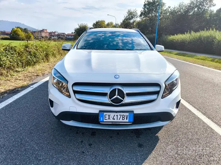 Mercedes-Benz Gla 2014 photo 2