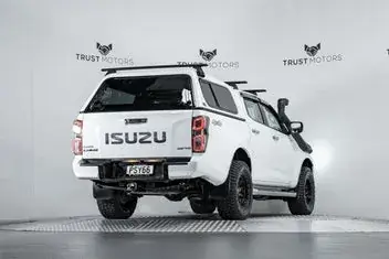 Isuzu D-Max 2023 photo 4