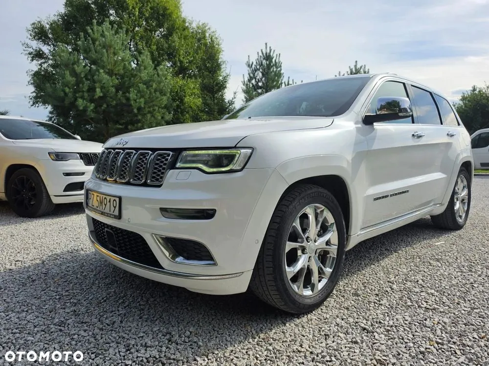 Jeep Grand Cherokee 2021 photo 2