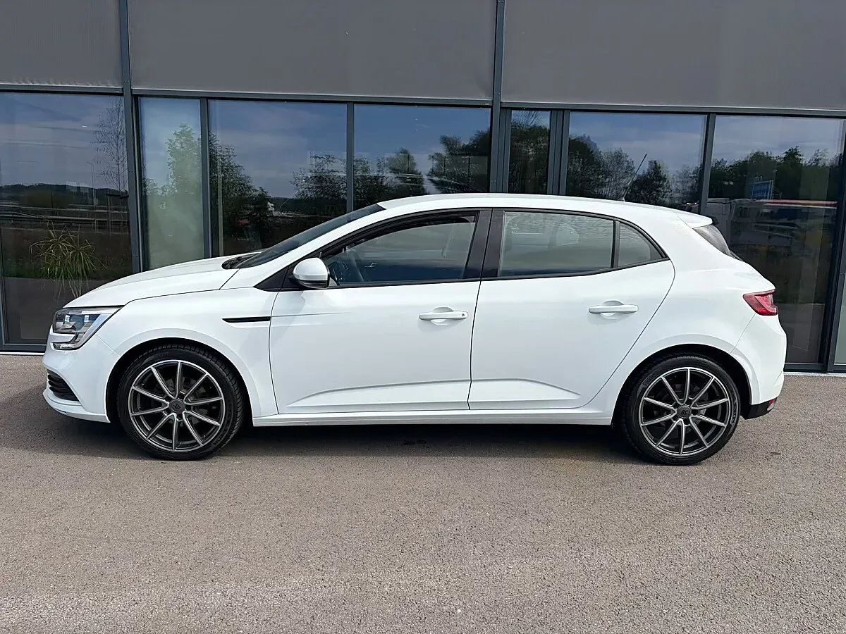 Renault Megane 2018 photo 3
