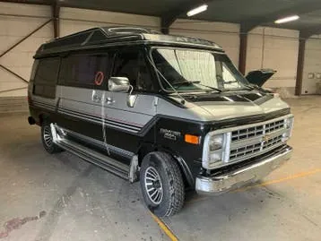 Chevrolet Fourgonnette 1985 photo 3