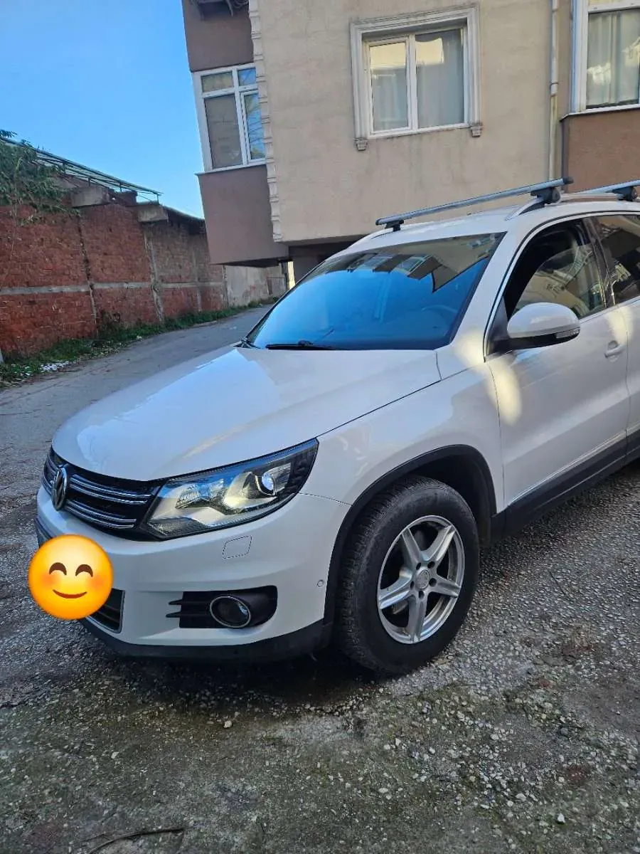 Volkswagen Tiguan 2012 photo 2
