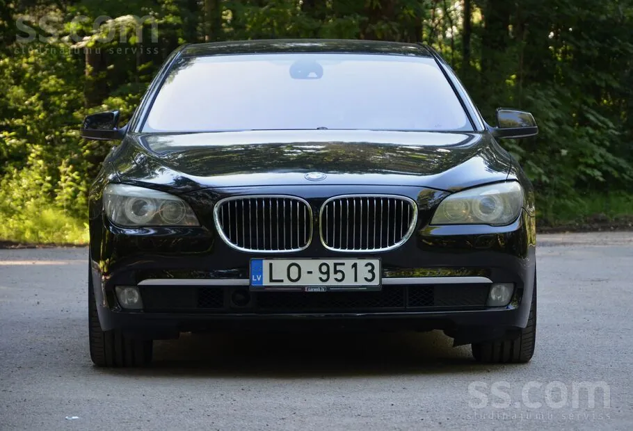 BMW 730 2009 photo 2