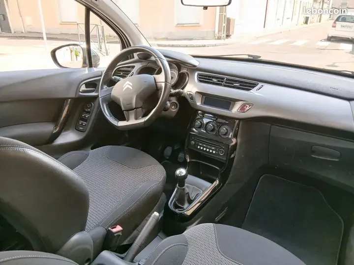 Citroen C3 2014 photo 3