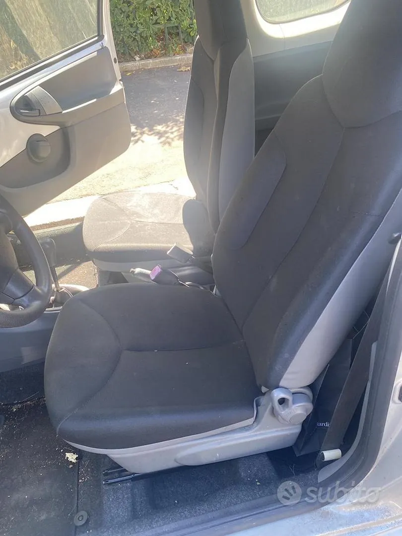 Toyota Aygo 2010 photo 5