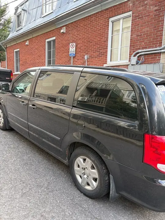 Dodge Grand Caravan 2013 photo 4