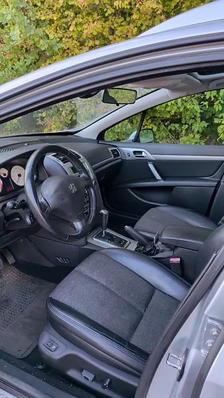 Peugeot 407 2008 photo 5