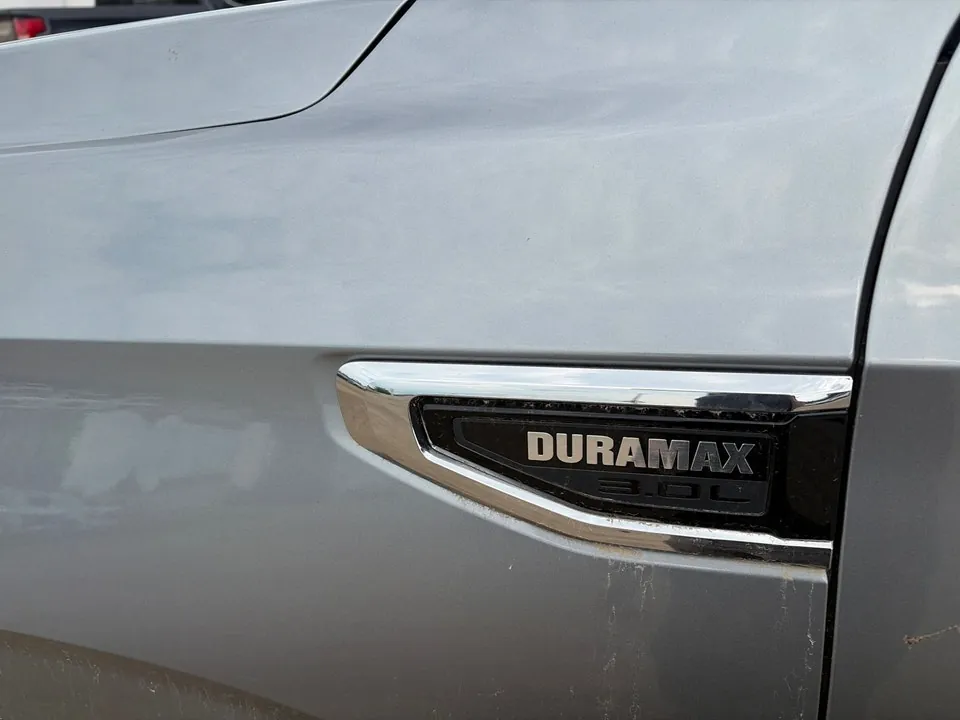 GMC Yukon Xl 2023 photo 5