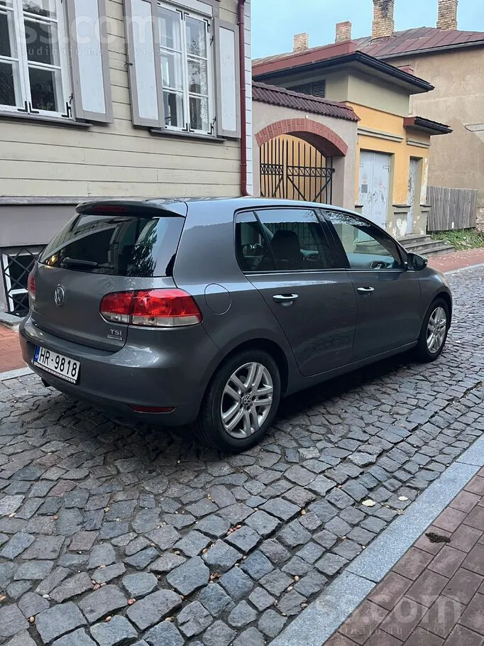 Volkswagen Golf 2011 photo 3