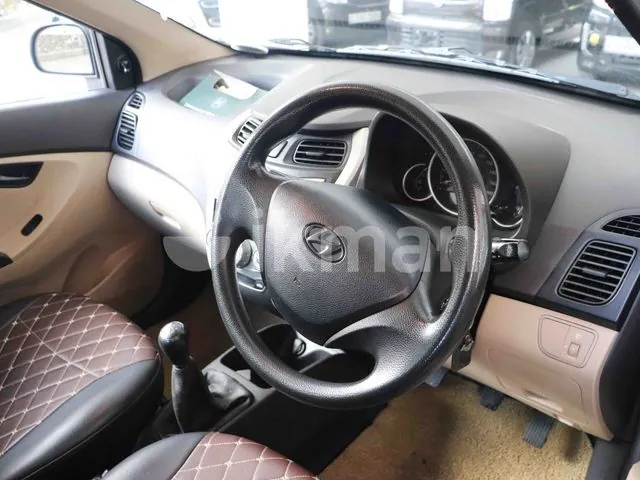 Hyundai Eon 2015 photo 2