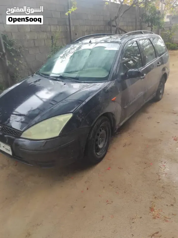 Ford Focus 1999 photo 2