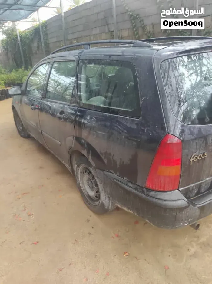 Ford Focus 1999 photo 3