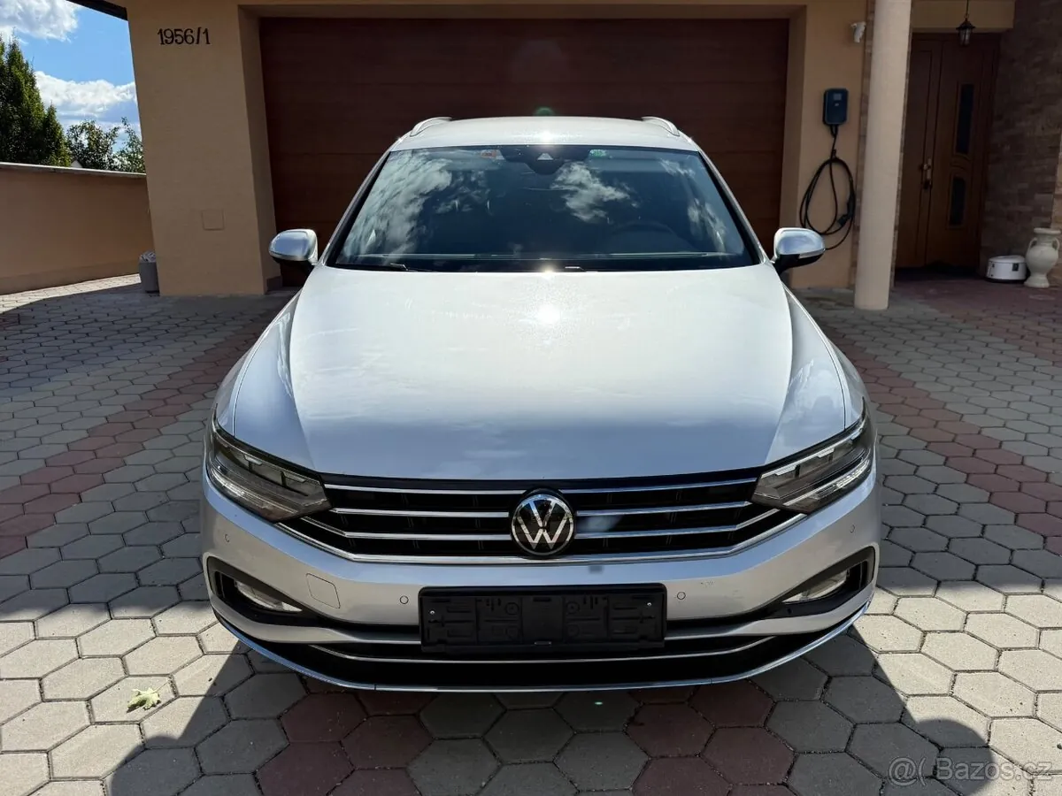 Volkswagen Passat Variant 2020 photo 2