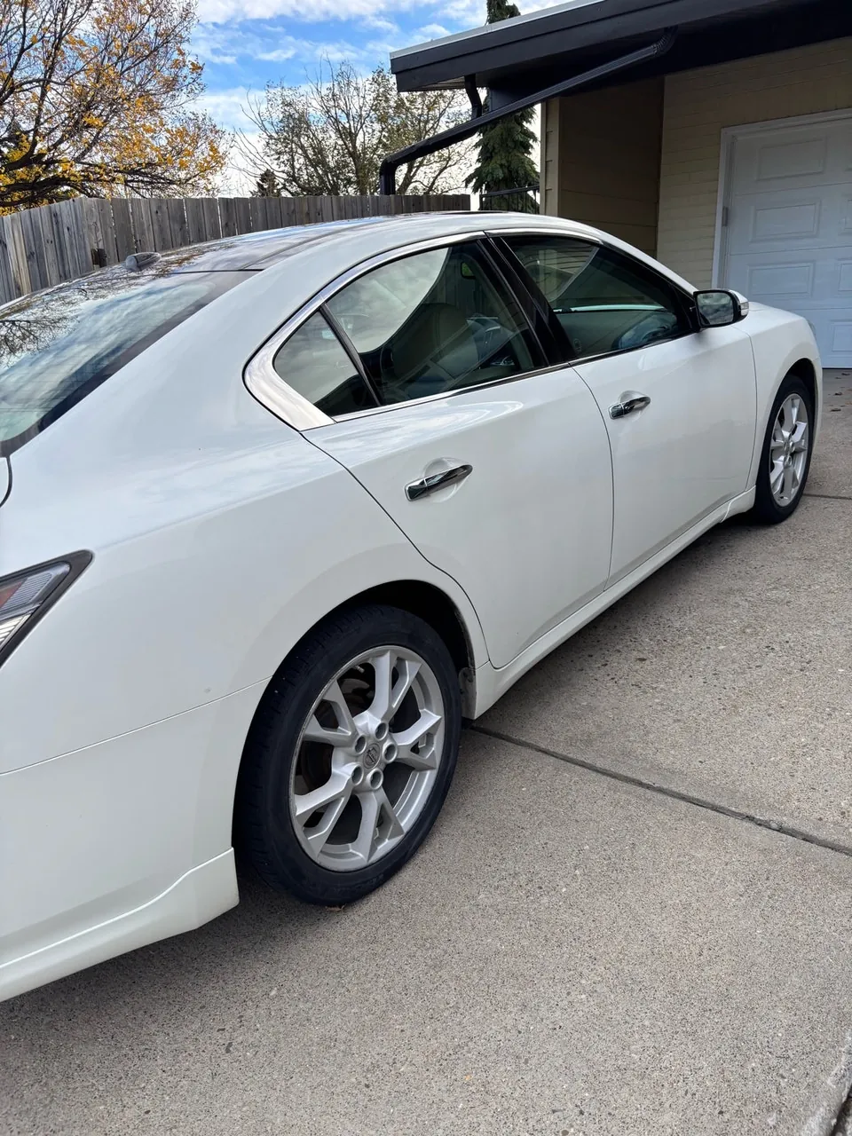 Nissan Maxima 2013 photo 2