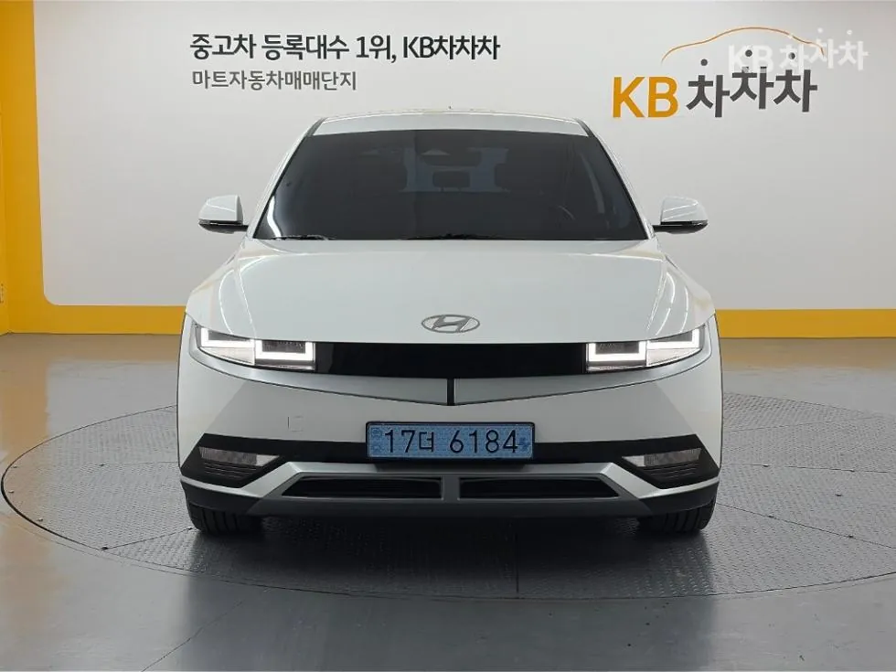 Hyundai Ioniq5 2023 photo 2
