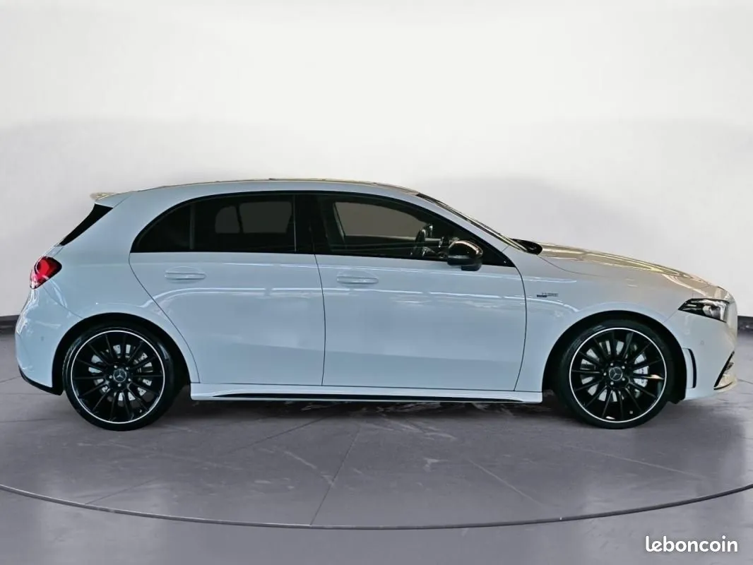Mercedes-Benz A-Class 2019 photo 3