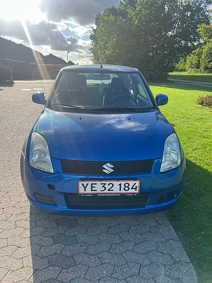 Suzuki Swift 2006 photo 4