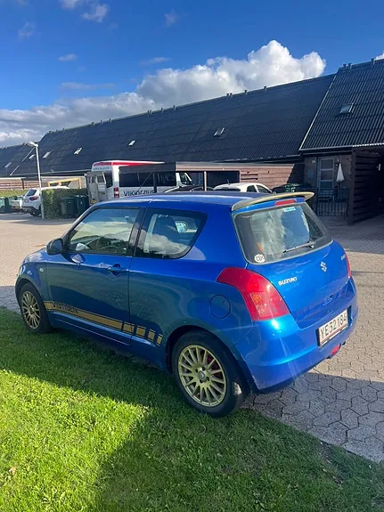 Suzuki Swift 2006 photo 5