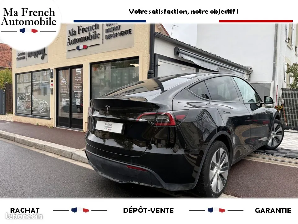 Tesla Model Y 2023 photo 3