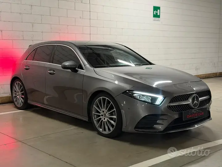 Mercedes-Benz A 180 2018 photo 5