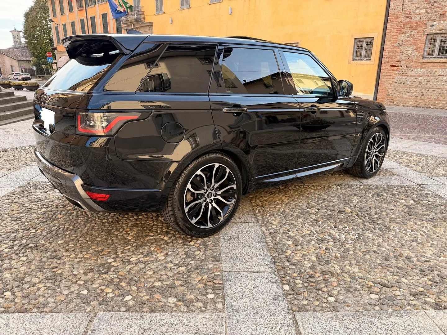Land Rover Range Rover Sport 2021 photo 2
