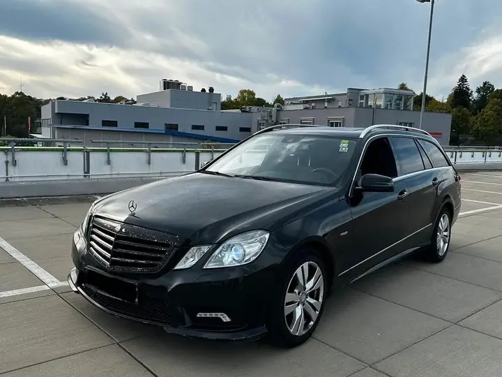 Mercedes-Benz E350Cdi