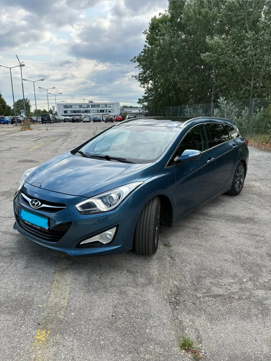 Hyundai I40