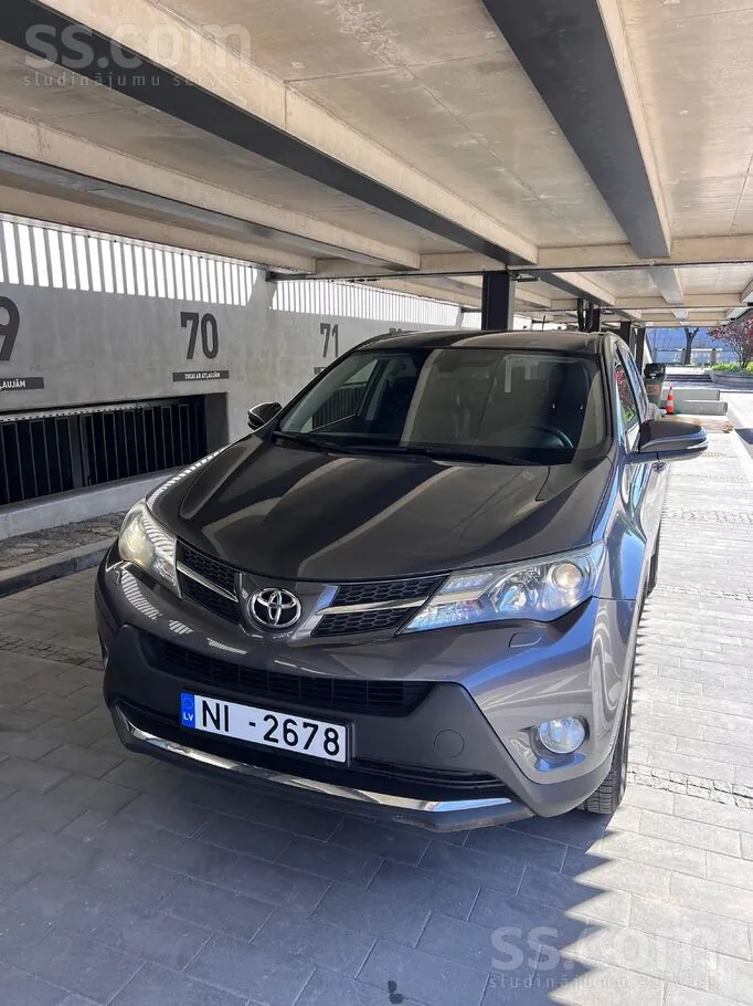 Toyota Rav4 2013 photo 4