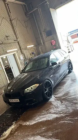 BMW 520D 2012 photo 3