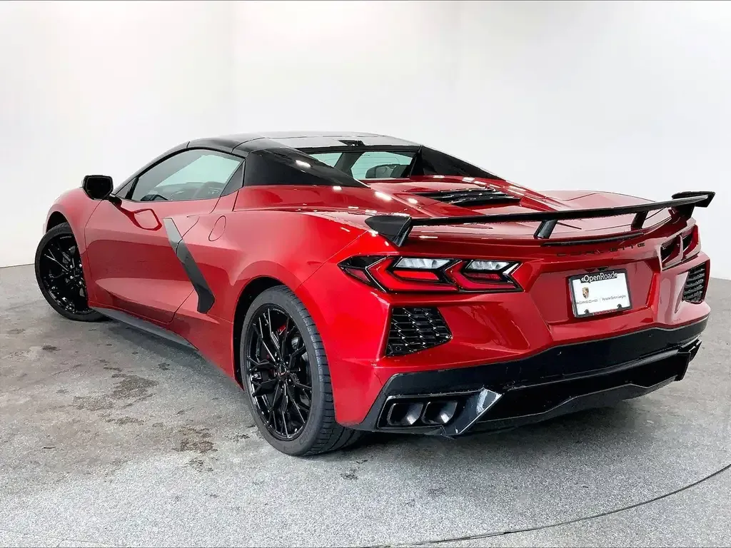 Chevrolet Corvette Stingray 2025 photo 5