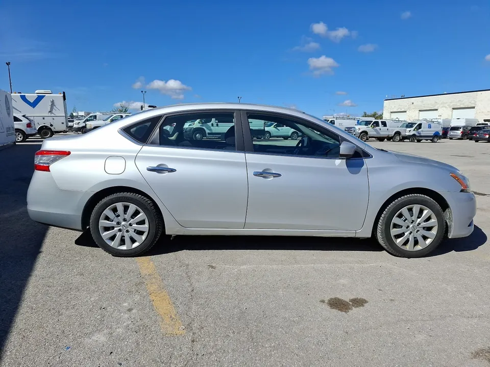 Nissan Sentra 2014 photo 4