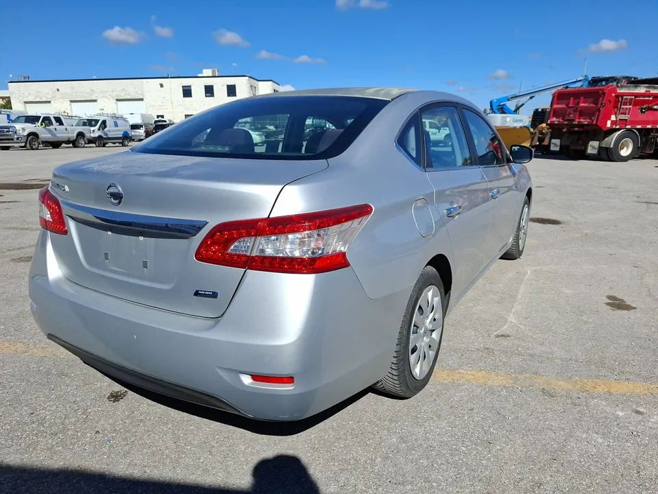 Nissan Sentra 2014 photo 5