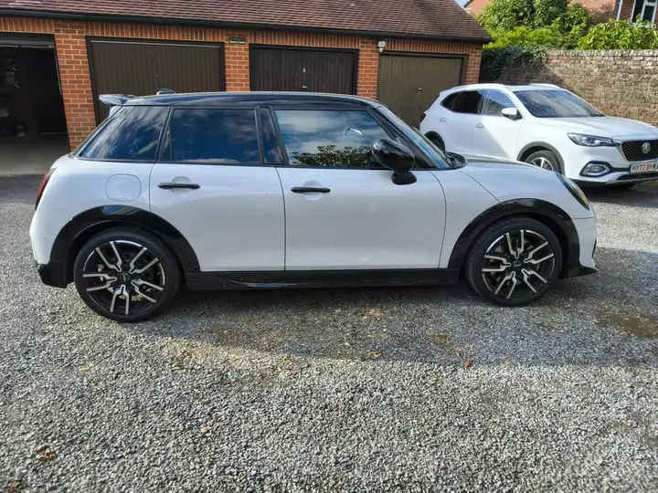 Mini Cooper S 2026 photo 5