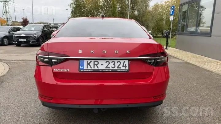 Skoda Superb 2020 photo 4