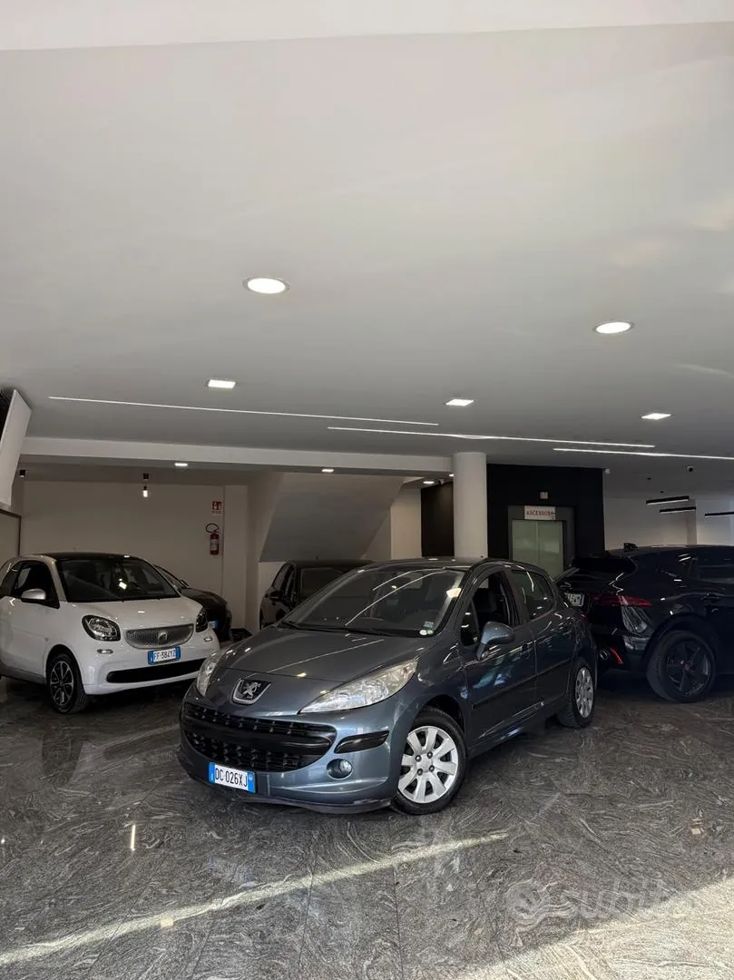 Peugeot 207