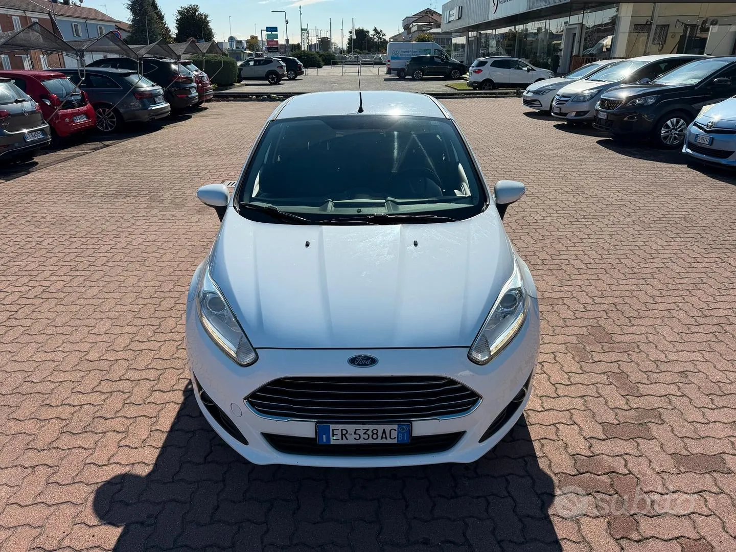 Ford Fiesta 2013 photo 2