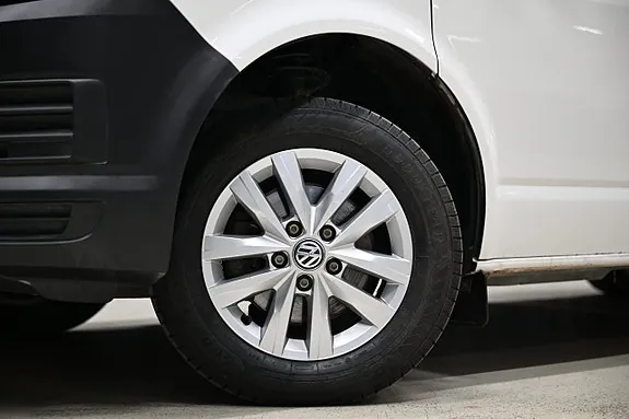 Volkswagen Transporter 2018 photo 3