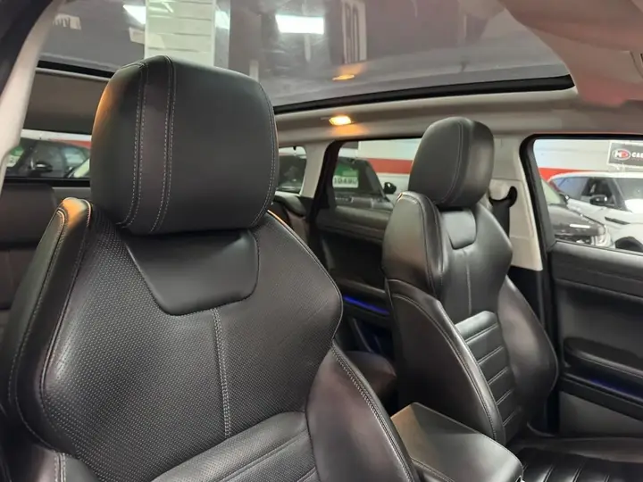 Land Rover Range Rover Evoque 2016 photo 2
