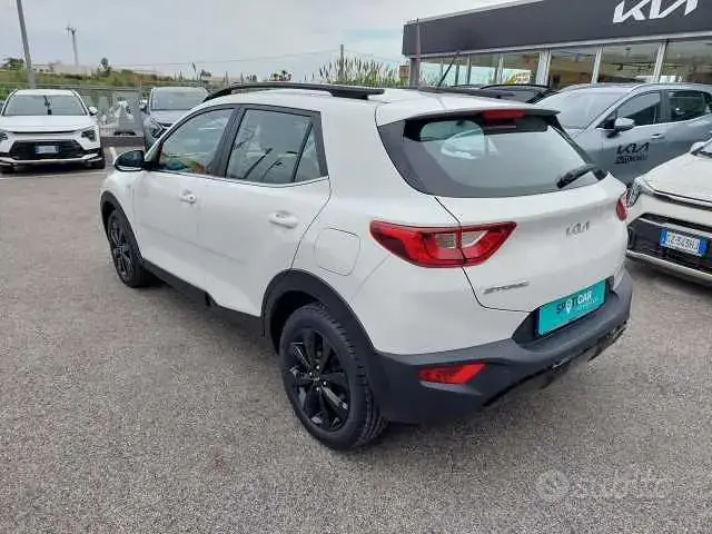Kia Stonic 2022 photo 3