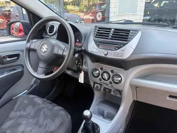 Suzuki Alto 2011 photo 2
