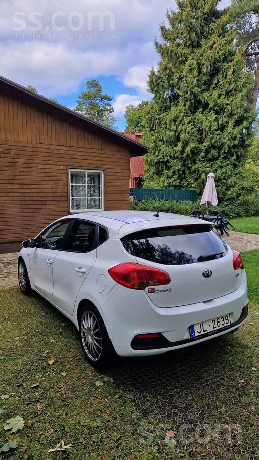 Kia Ceed 2013 photo 5
