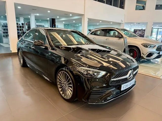 Mercedes-Benz C200
